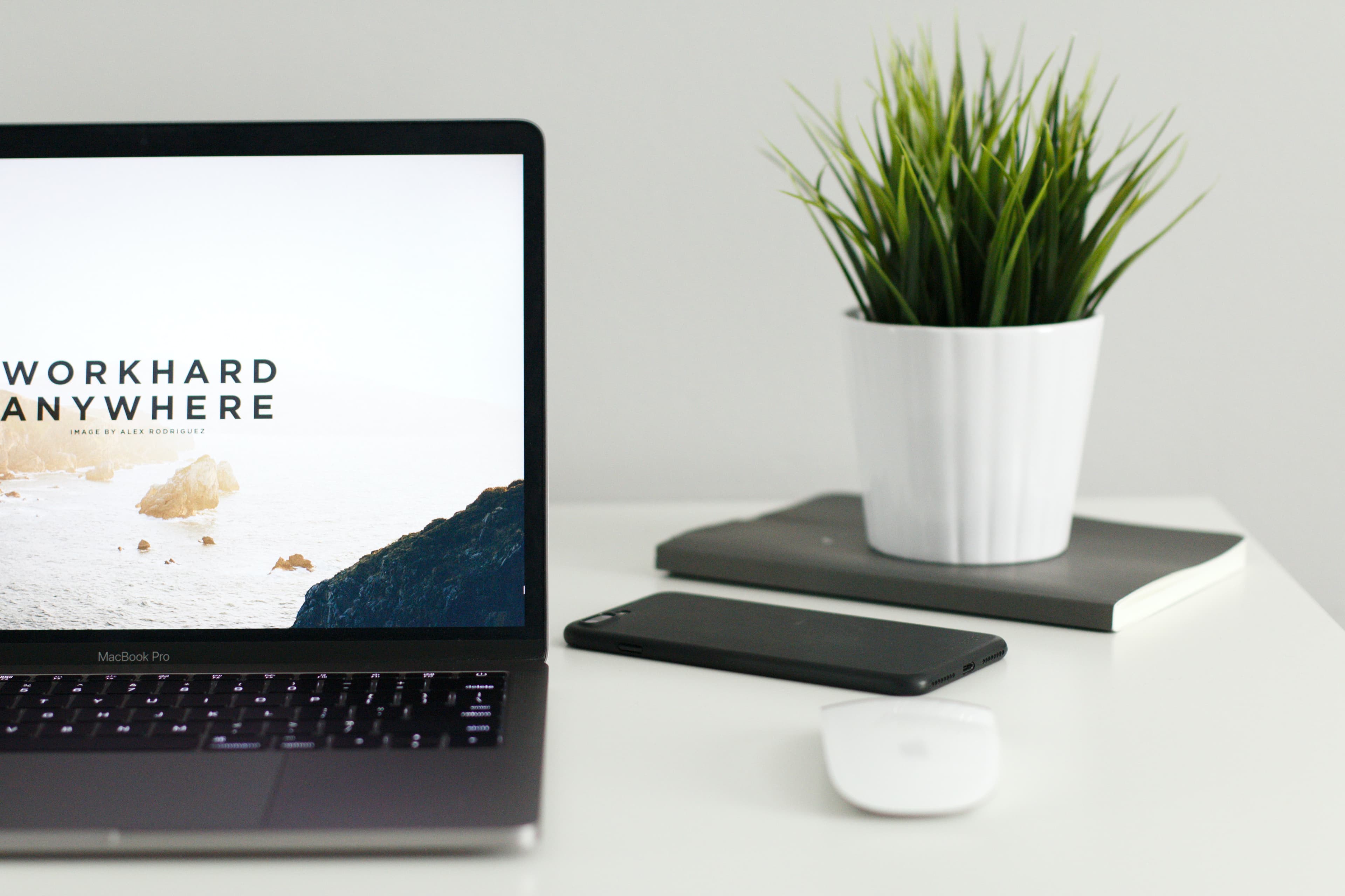 Cloud invoicing for digital nomads: Your ticket to financial agility!